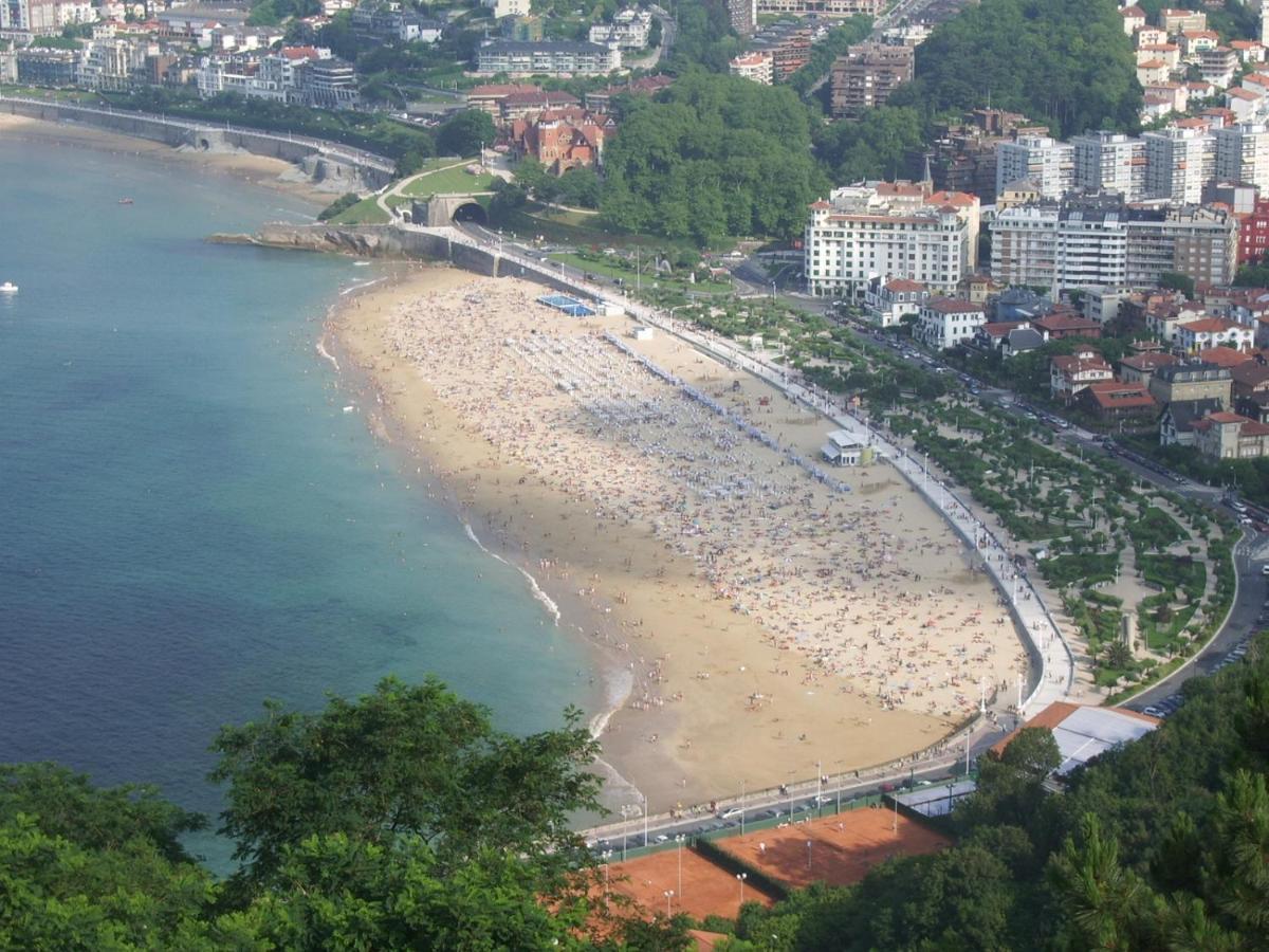 Beautiful Apartment Ondarreta Beach San Sebastián Esterno foto