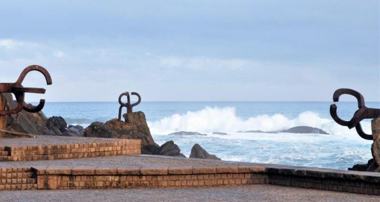 Beautiful Apartment Ondarreta Beach San Sebastián Esterno foto